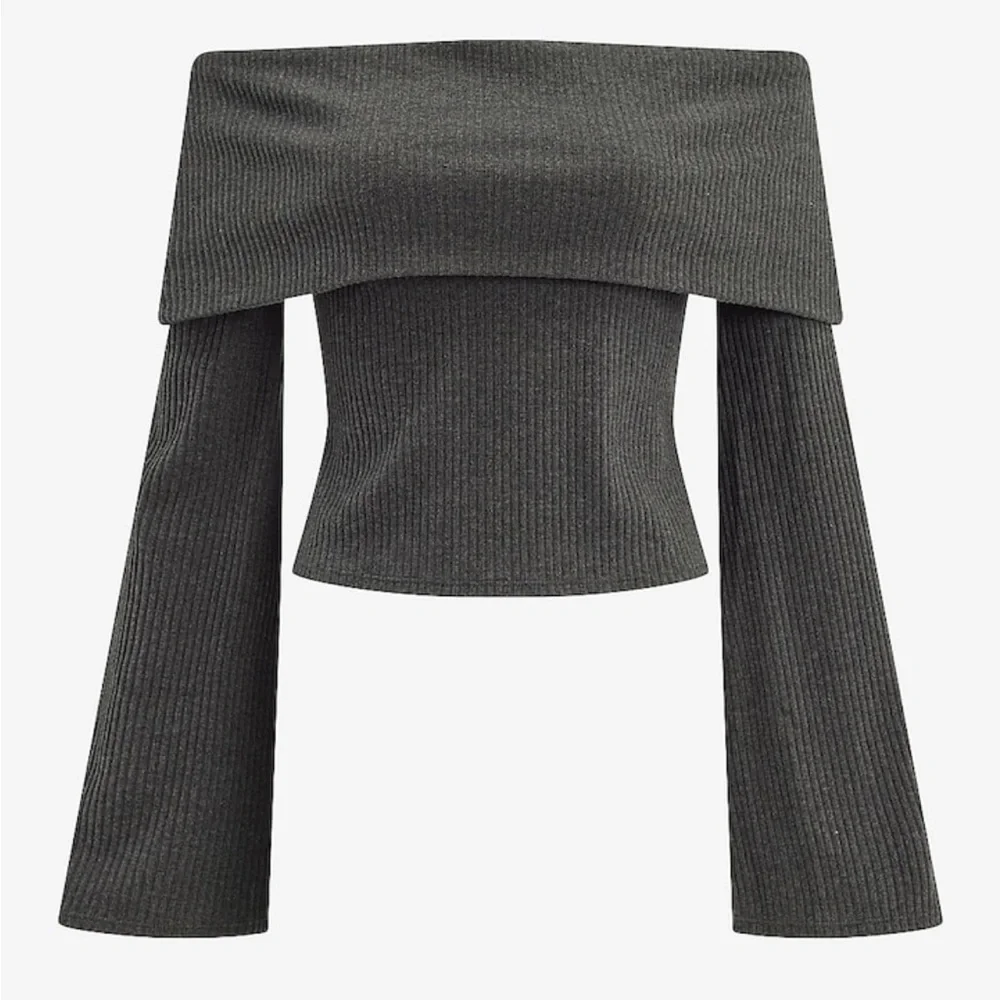 Off-Shoulder Ribbed Top - Picture 3 of 4